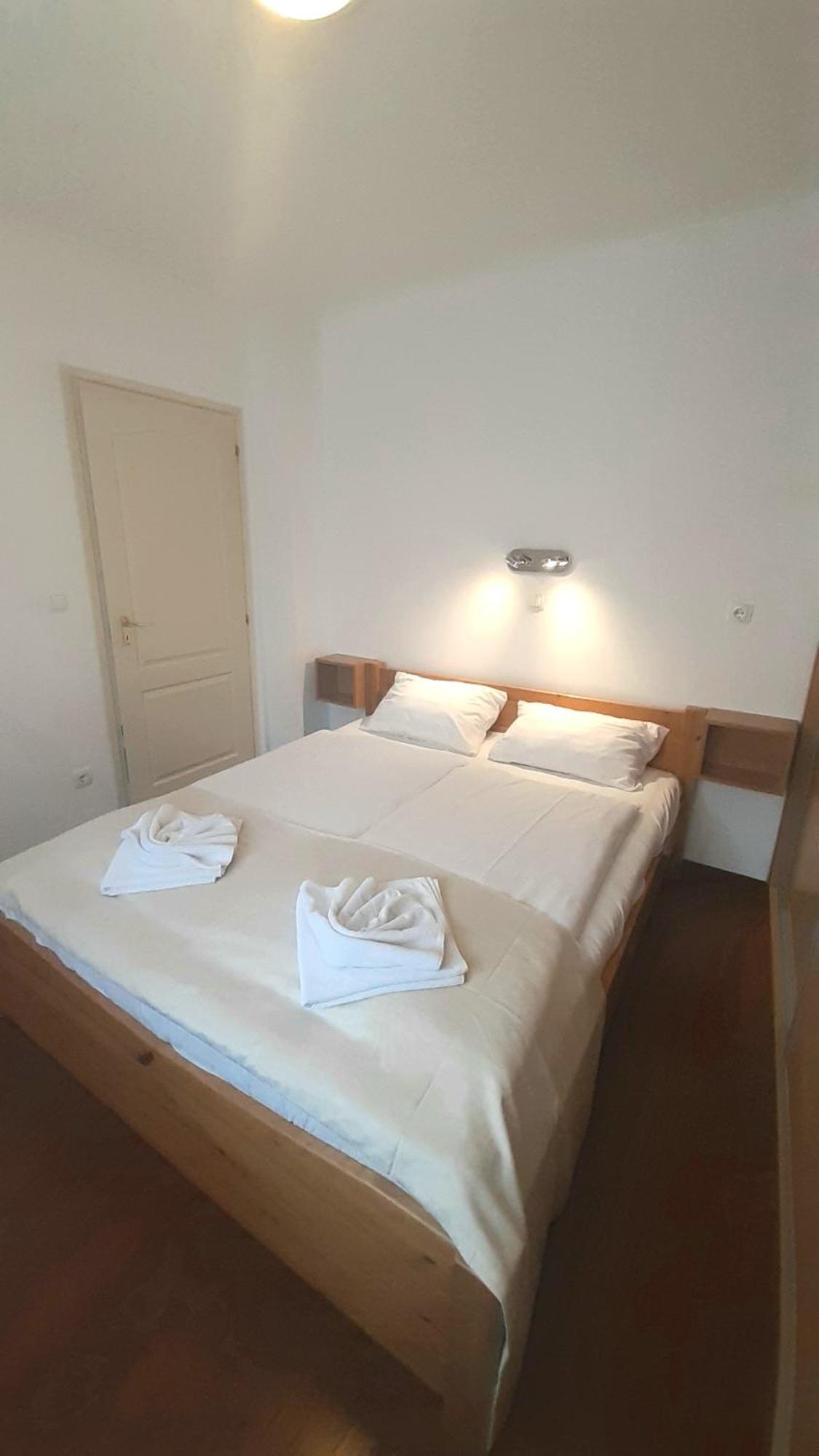 Mary Apartmanhaz Héviz Zewnętrze zdjęcie