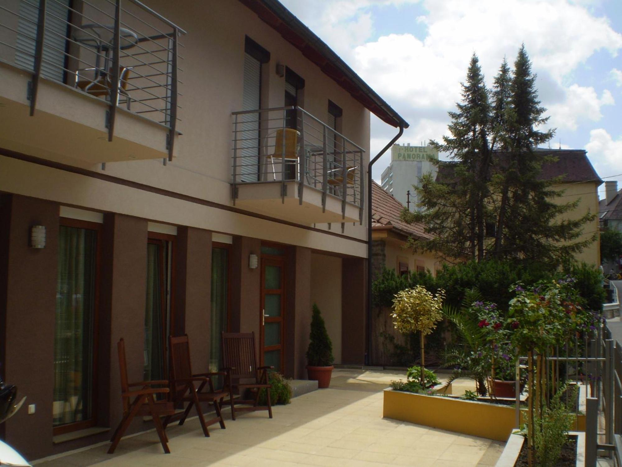 Mary Apartmanhaz Héviz Zewnętrze zdjęcie