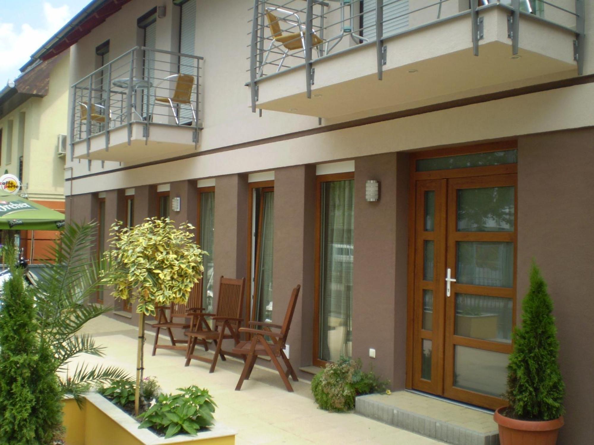 Mary Apartmanhaz Héviz Zewnętrze zdjęcie