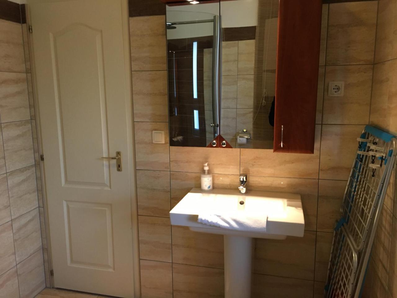 Mary Apartmanhaz Héviz Zewnętrze zdjęcie